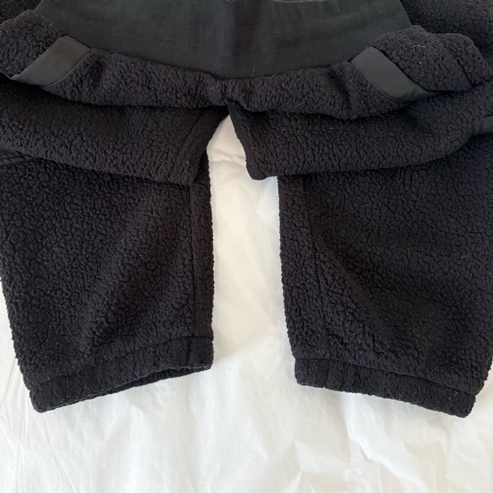 Alo Yoga Micro Sherpa High Waist Solstice Sweatpant Sz M EUC - Picture 7 of 10